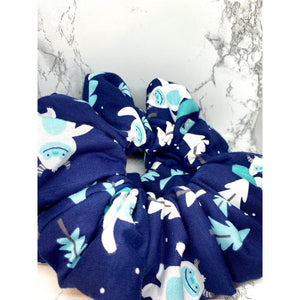 Blue Yeti Winter Scrunchie