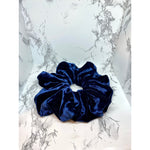 Load image into Gallery viewer, Navy Crushed Velvet Scrunch
