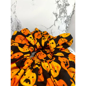 Black Pumpkins Halloween Scrunch